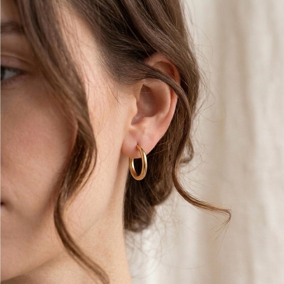 Gold Plated Stainless steel hoops - Picture 3 of 3